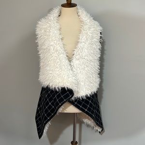 ii Sisters open front sleeveless cardigan women’s sz M/L